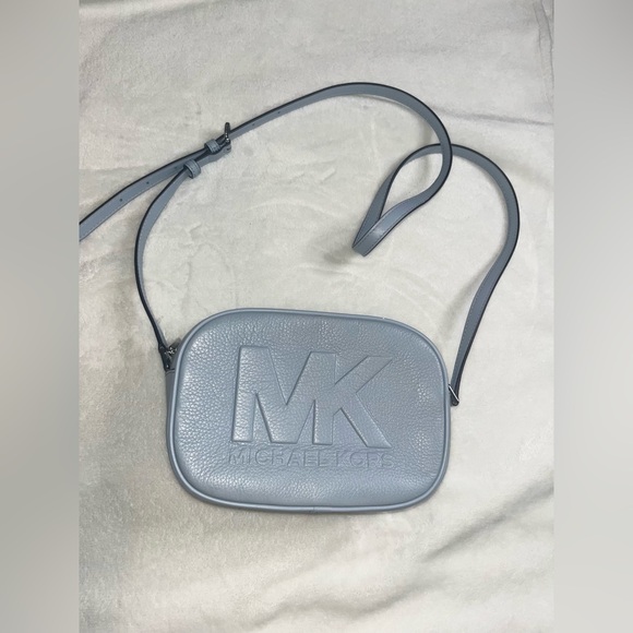 MICHAEL Michael Kors Handbags - Michael Kors Oval Jet Set Travel Bag XBody